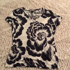 Ann Taylor navy floral linen tee.